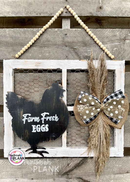 Chicken Wire Frame with Chicken